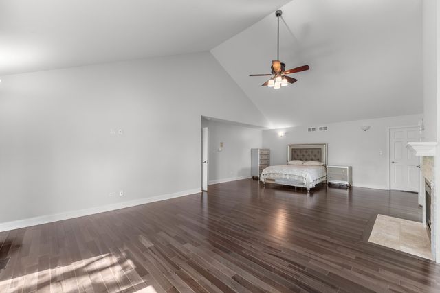 24161 Brancaster Drive, Naperville, IL 60564