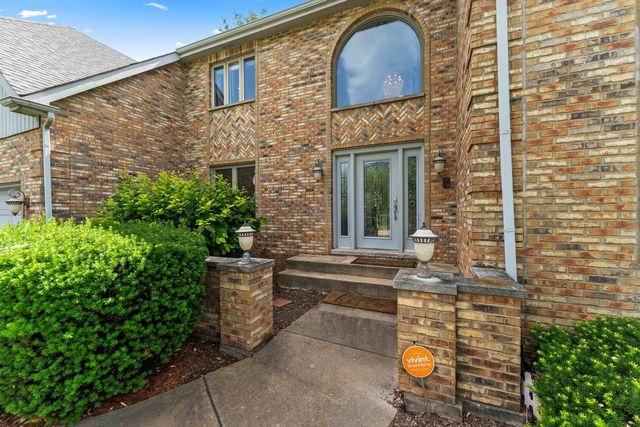 24161 Brancaster Drive, Naperville, IL 60564