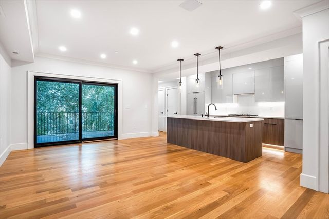 31 Mercer Street 2, Boston, MA 02127