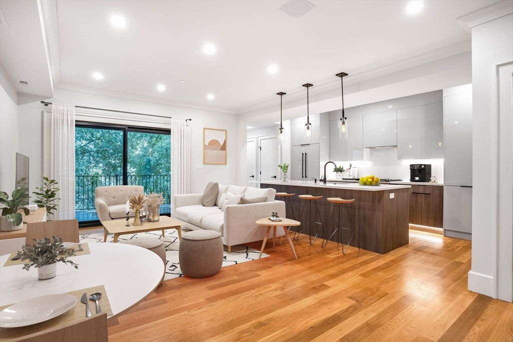 31 Mercer Street 2, Boston, MA 02127