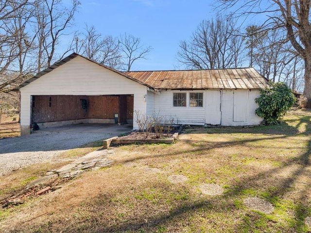 9300 Floyd Road, Jonesboro, GA 30236