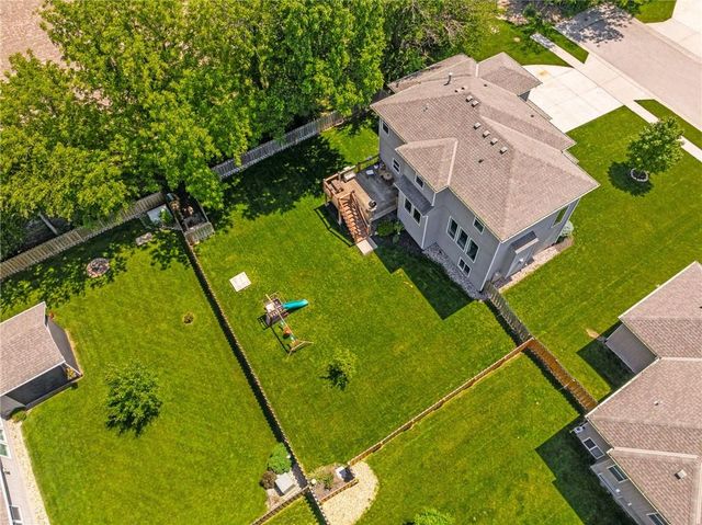 19602 W 198th Street, Spring Hill, KS 66083