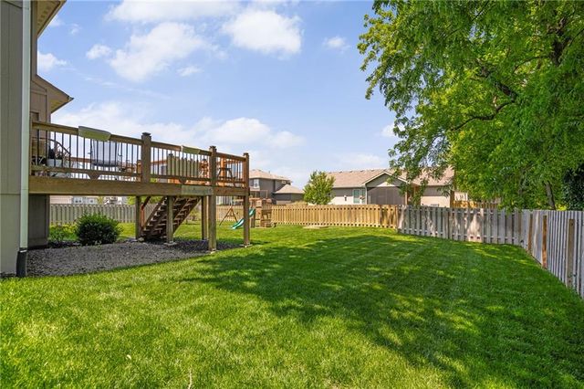 19602 W 198th Street, Spring Hill, KS 66083