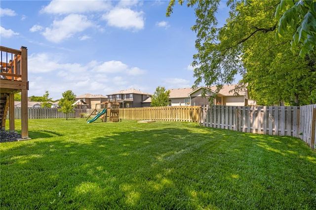19602 W 198th Street, Spring Hill, KS 66083