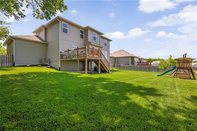 19602 W 198th Street, Spring Hill, KS 66083