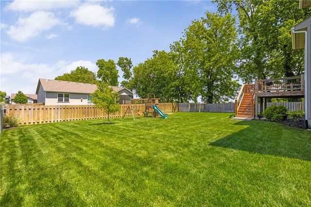 19602 W 198th Street, Spring Hill, KS 66083