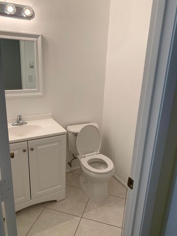 1000 Abada Court NE 101, Palm Bay, FL 32905