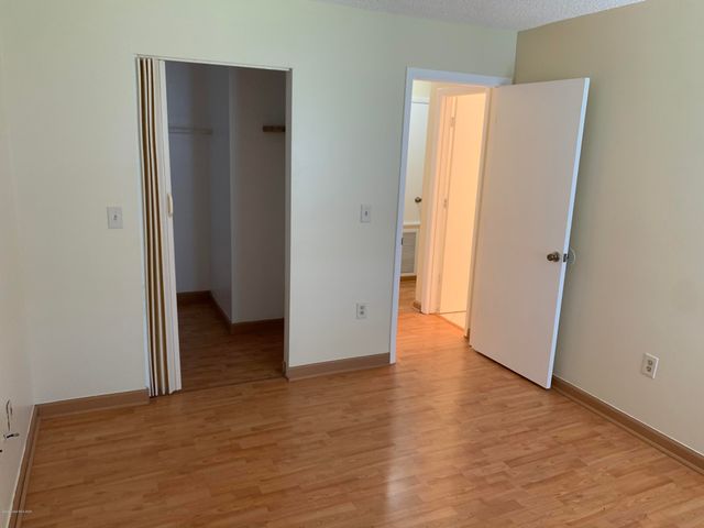 1000 Abada Court NE 101, Palm Bay, FL 32905