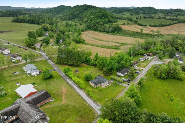 780 Dry Branch Road, Bluff City, TN 37618