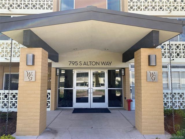795 S Alton Way 8C, Denver, CO 80247