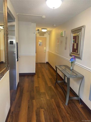 795 S Alton Way 8C, Denver, CO 80247