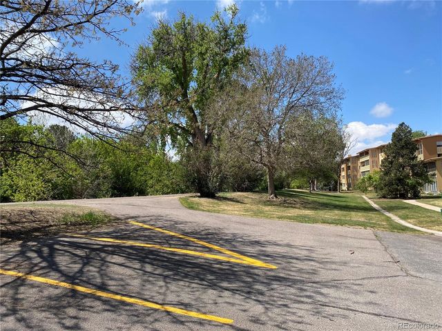 795 S Alton Way 8C, Denver, CO 80247