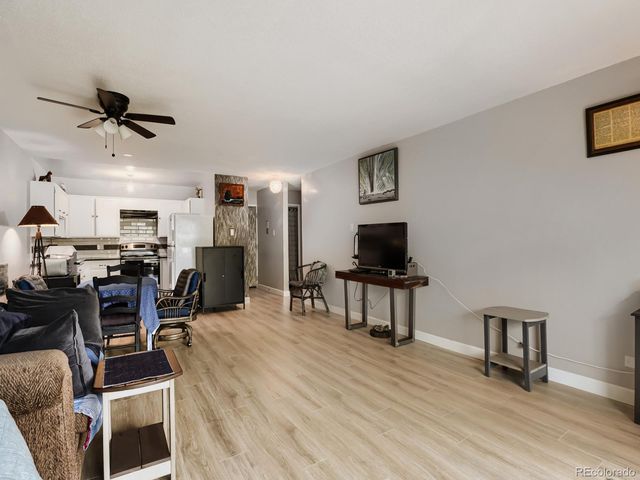 795 S Alton Way 8C, Denver, CO 80247