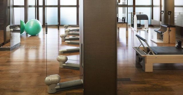 6801 Collins Ave 309, Miami Beach, FL 33141