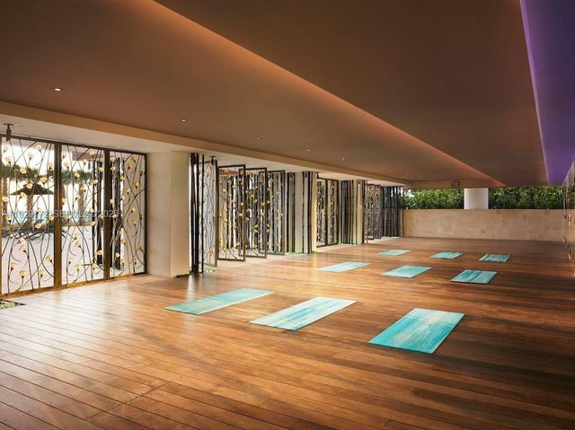 6801 Collins Ave 309, Miami Beach, FL 33141