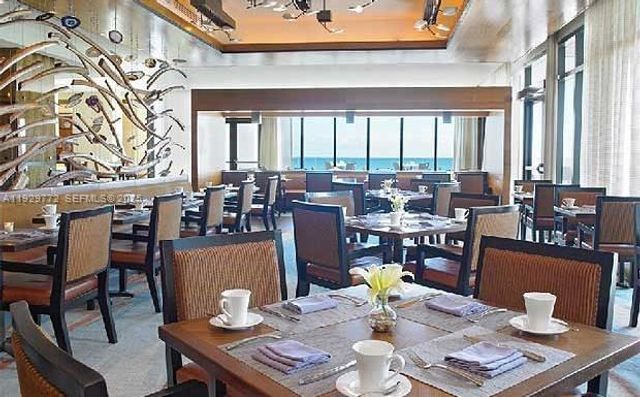 6801 Collins Ave 309, Miami Beach, FL 33141