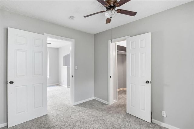 1125 S DODGION Avenue, Independence, MO 64050