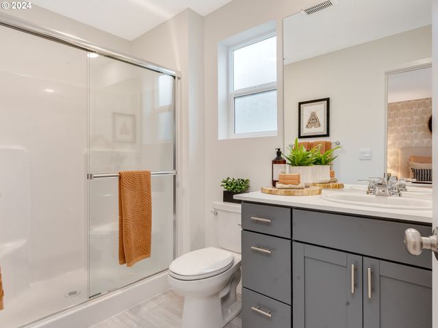 5515 Ne 66TH Pl, Vancouver, WA 98661