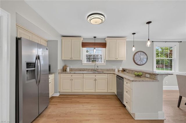 407 Sussex DR, Portsmouth, VA 23707