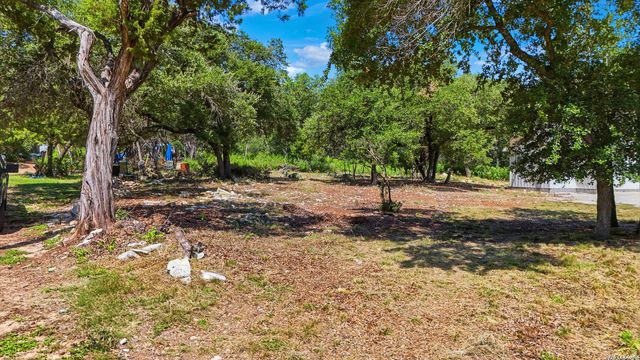 1824 Trail Ridge Dr., Canyon Lake, TX 78133