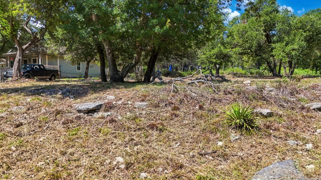 1824 Trail Ridge Dr., Canyon Lake, TX 78133