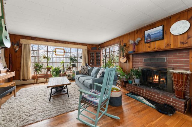 1047 New Hampshire Route 175, Holderness, NH 03245