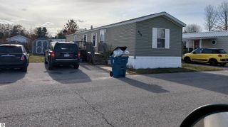 868 Shady Lane, Traverse City, MI 49686