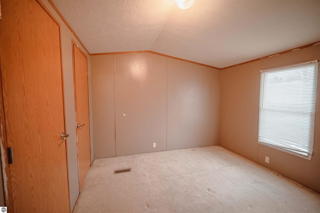 Image 13 of property listing at 868 Shady Lane, Traverse City, MI 49686