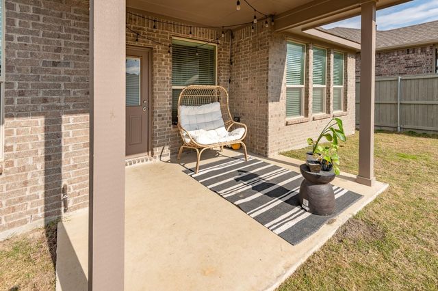 2437 Rooster Lane, Northlake, TX 76247