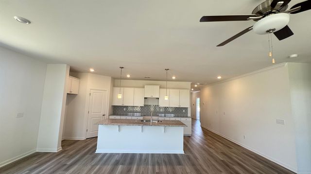2044 Halton Oaks Drive, Spartanburg, SC 29303