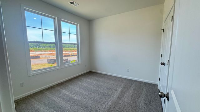 2044 Halton Oaks Drive, Spartanburg, SC 29303