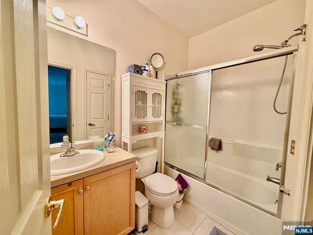 200 DEY Street 224, Harrison, NJ 07029