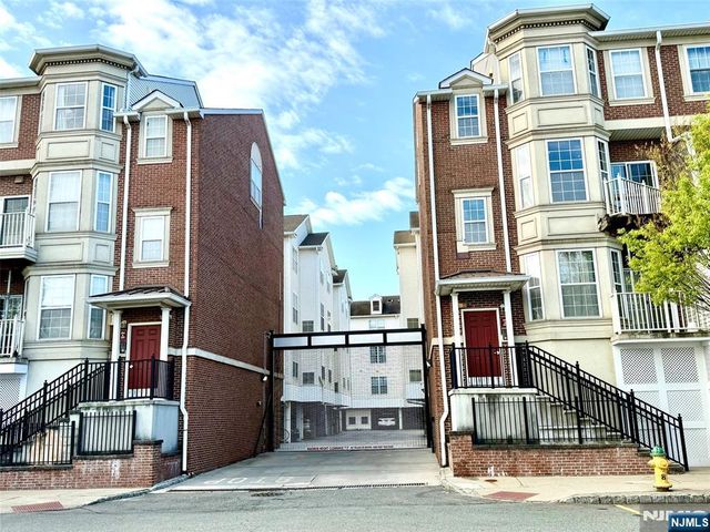 200 DEY Street 224, Harrison, NJ 07029