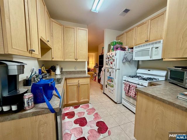 200 DEY Street 224, Harrison, NJ 07029