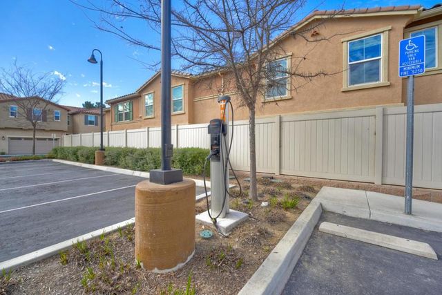 3072 Glenmore Street, Vista, CA 92081