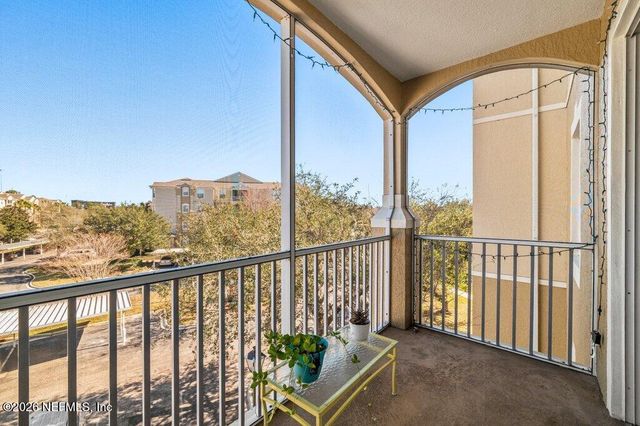 7801 POINT MEADOWS Drive 2302, Jacksonville, FL 32256