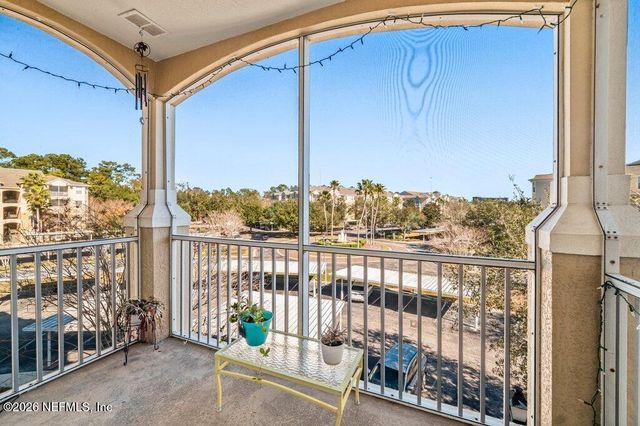 7801 POINT MEADOWS Drive 2302, Jacksonville, FL 32256