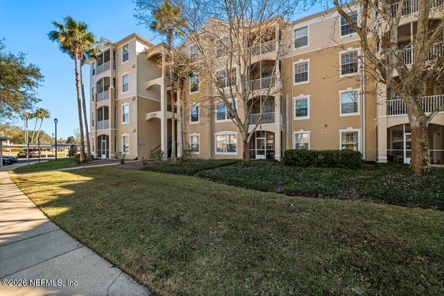 7801 POINT MEADOWS Drive 2302, Jacksonville, FL 32256
