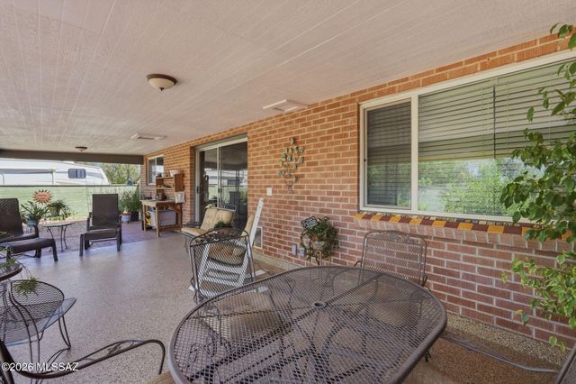 2420 S Camino Seco, Tucson, AZ 85710