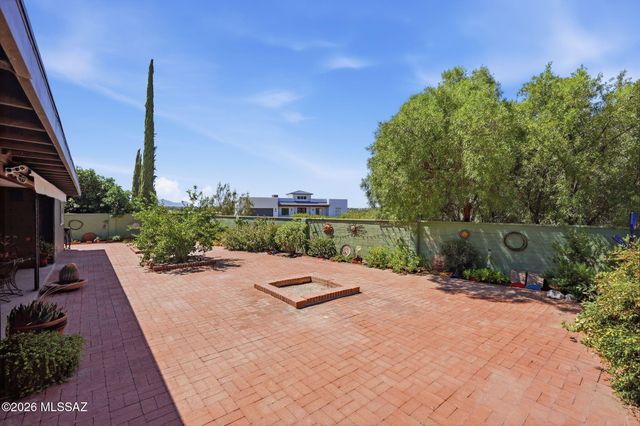 2420 S Camino Seco, Tucson, AZ 85710