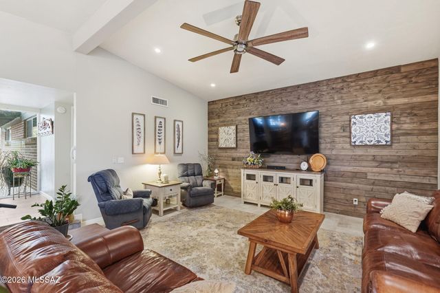 2420 S Camino Seco, Tucson, AZ 85710