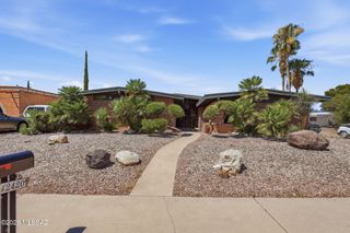 2420 S Camino Seco, Tucson, AZ 85710