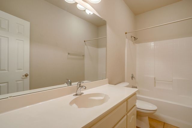 1030 Shortleaf Pine Drive, Arlington, TX 76012