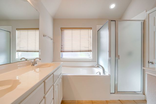 1030 Shortleaf Pine Drive, Arlington, TX 76012