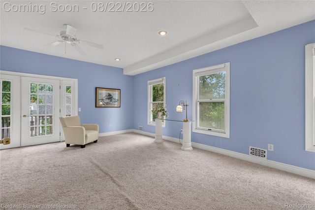108 College Street, Holly Village, MI 48442