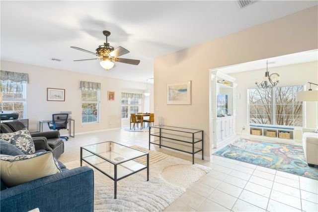 24 Cambridge Circle, Smithfield, RI 02917