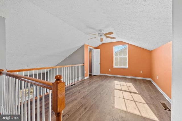 8833 HAWTHORNE CT, Ellicott City, MD 21043