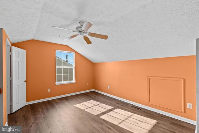 8833 HAWTHORNE CT, Ellicott City, MD 21043