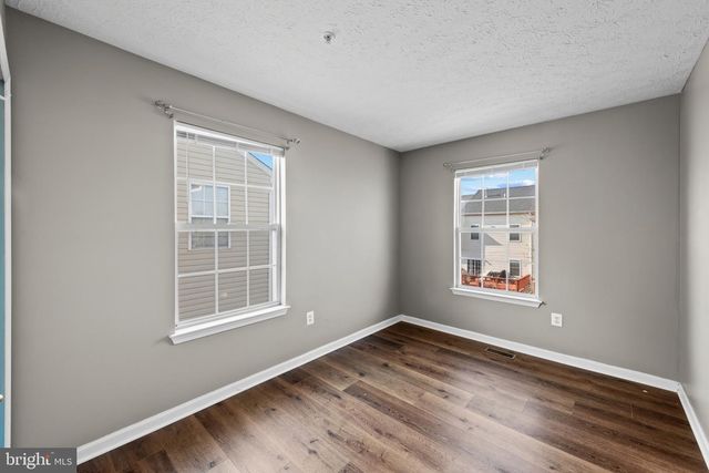 8833 HAWTHORNE CT, Ellicott City, MD 21043