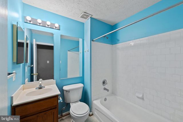 8833 HAWTHORNE CT, Ellicott City, MD 21043